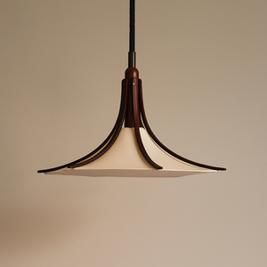 lustre vidro,
Lustre preto,
lustre pendente vidro,
lustre moderno,
lustre minimalista,
lustre fumê,
lustre cristal,
lustre para cozinha,
lustre para sala de estar,
lustre de teto,