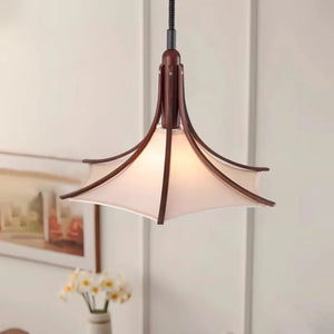 lustre vidro,
Lustre preto,
lustre pendente vidro,
lustre moderno,
lustre minimalista,
lustre fumê,
lustre cristal,
lustre para cozinha,
lustre para sala de estar,
lustre de teto,