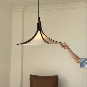 lustre vidro,
Lustre preto,
lustre pendente vidro,
lustre moderno,
lustre minimalista,
lustre fumê,
lustre cristal,
lustre para cozinha,
lustre para sala de estar,
lustre de teto,