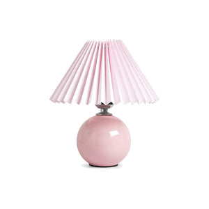 Abajur de Cerâmica Cúpula de Tecido Plissado Rosa em fundo branco