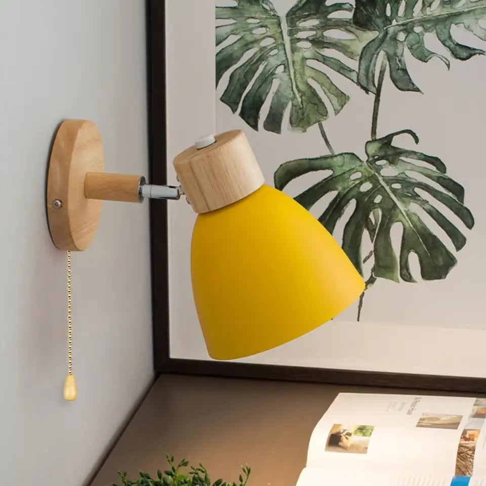 Arandela-de-Parede-de-Metal-com-Detalhe-em-Madeira