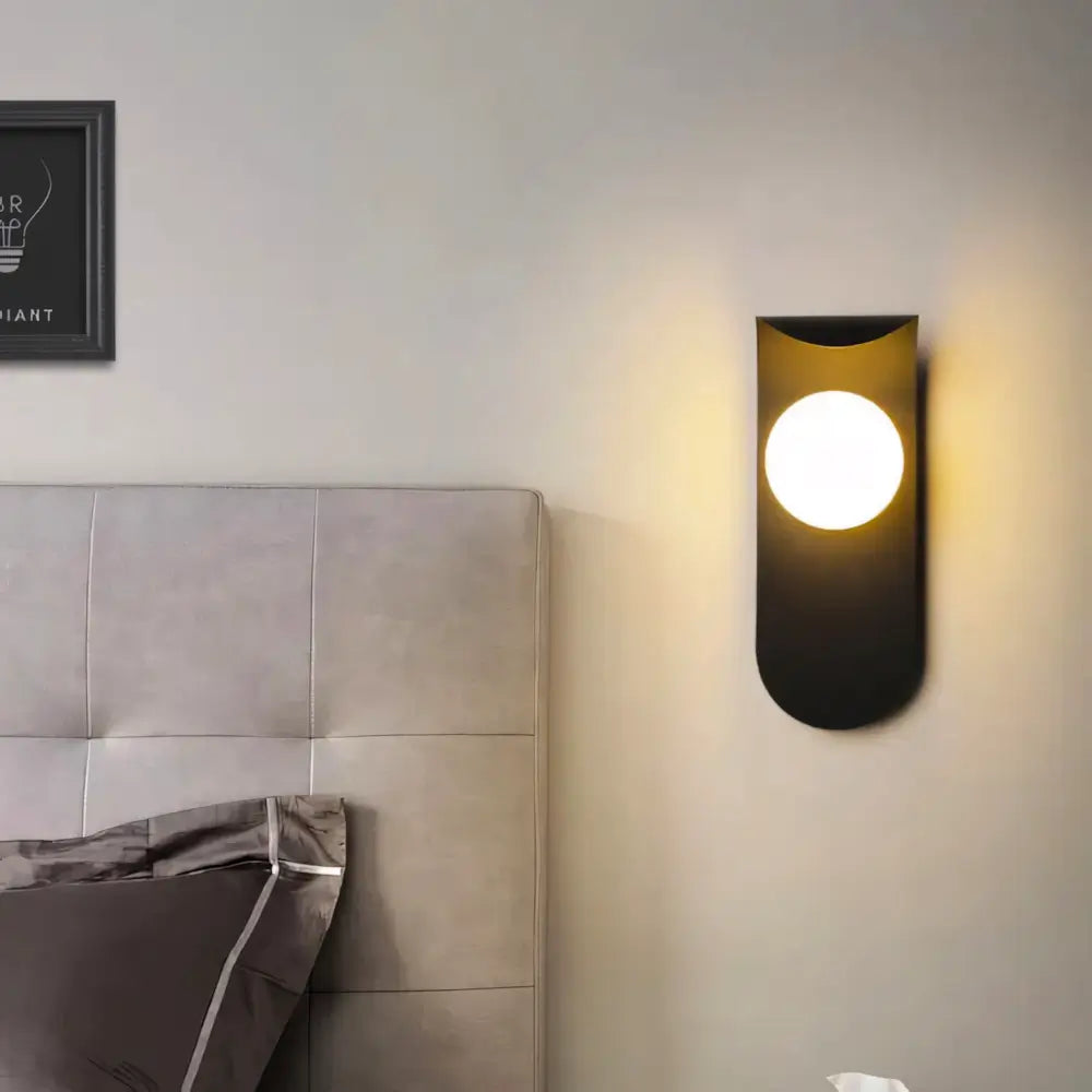 Arandela Bola Minimalista Moderna Radiant  preta