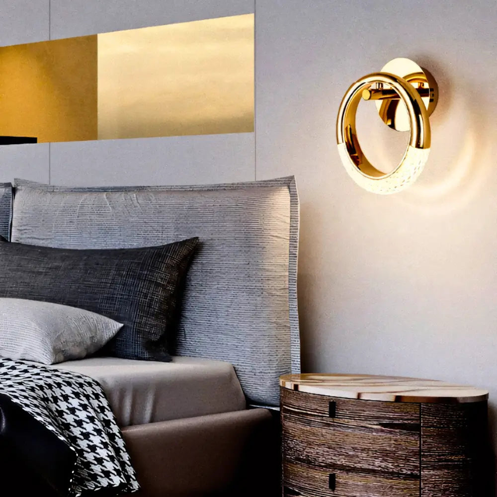 Arandela Dourada Cristal Moderna Radiant 