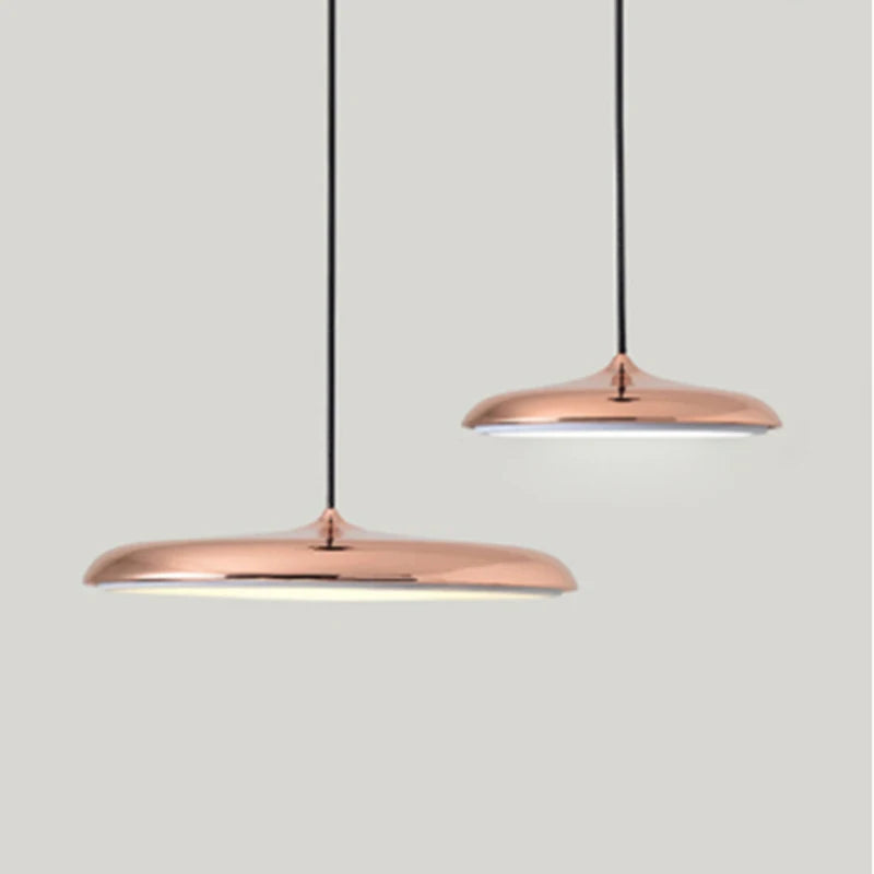 lustre vidro, 
Lustre preto, 
lustre pendente vidro, 
lustre moderno, 
lustre minimalista, 
lustre fumê, 
lustre cristal,
lustre para cozinha,
lustre para sala de estar,
lustre de teto, 