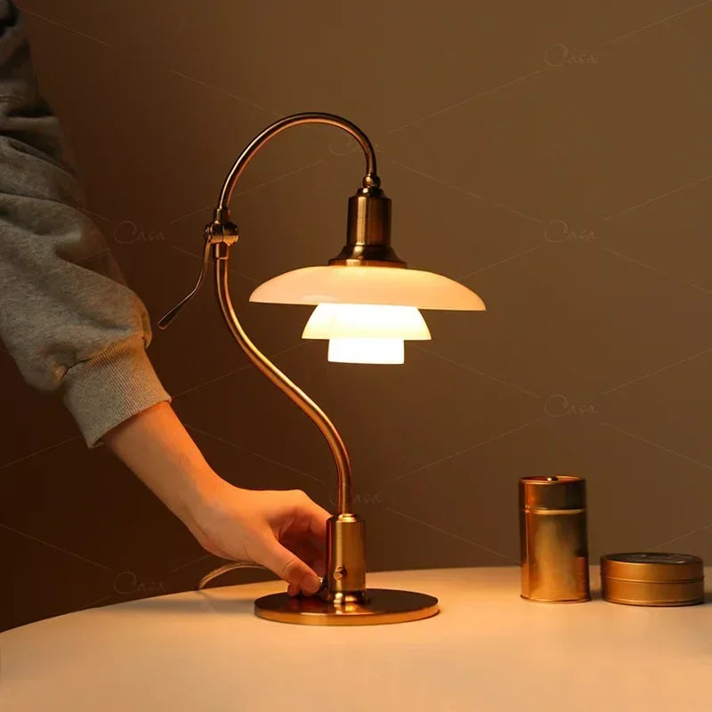 luminária moderna para quarto, luminária minimalista, luminária branca moderna, luminária acrílica colorida, iluminação design, abajur de mesa decorativo, abajur contemporâneo, luminária para cabeceira, abajur para sala, luminária, abajur,
