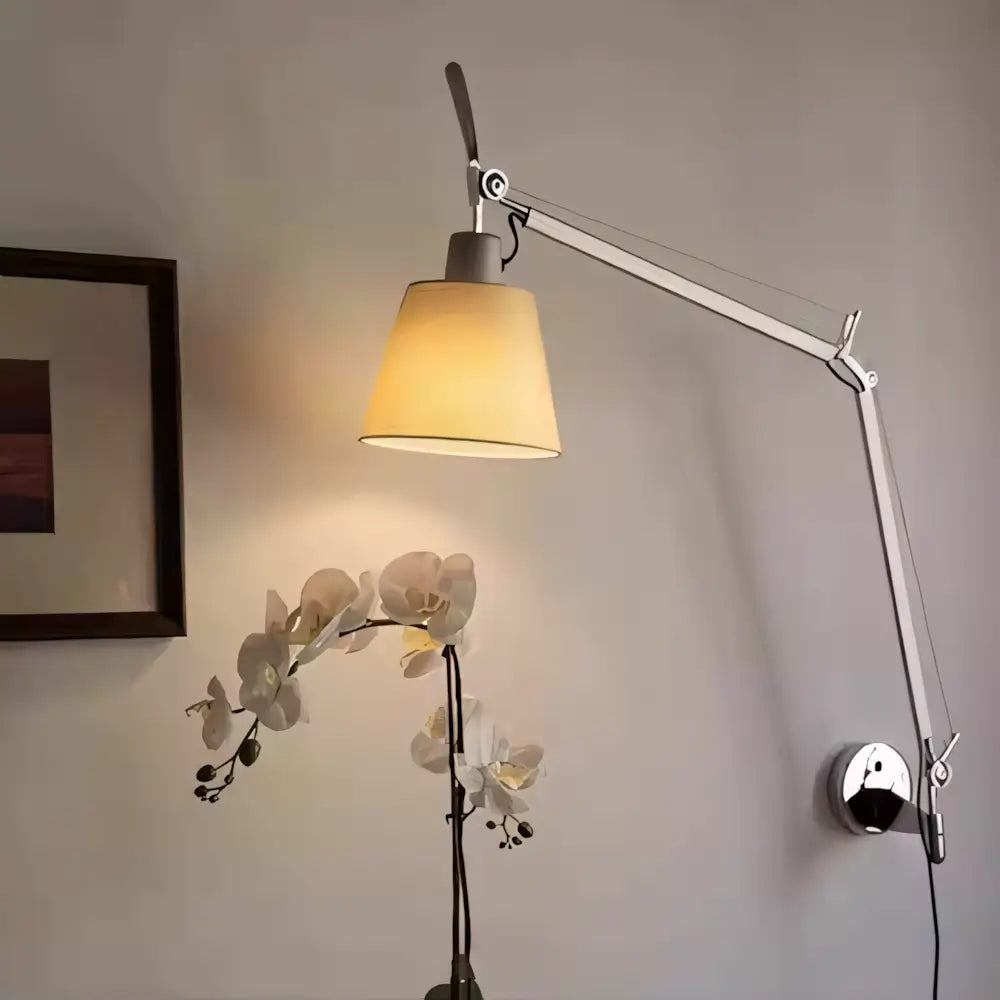 Luminaria Arandela Articulada Com Cupula Moderna Radiant