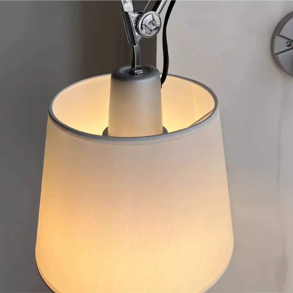 Luminaria Arandela Articulada Com Cupula Moderna Radiant