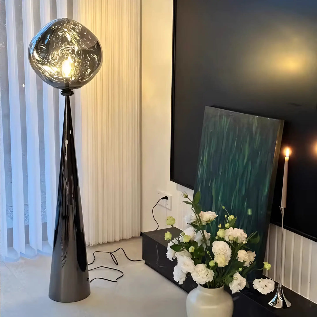 Luminária de Chão Lava Moderna Minimalista Melt Cone Fat