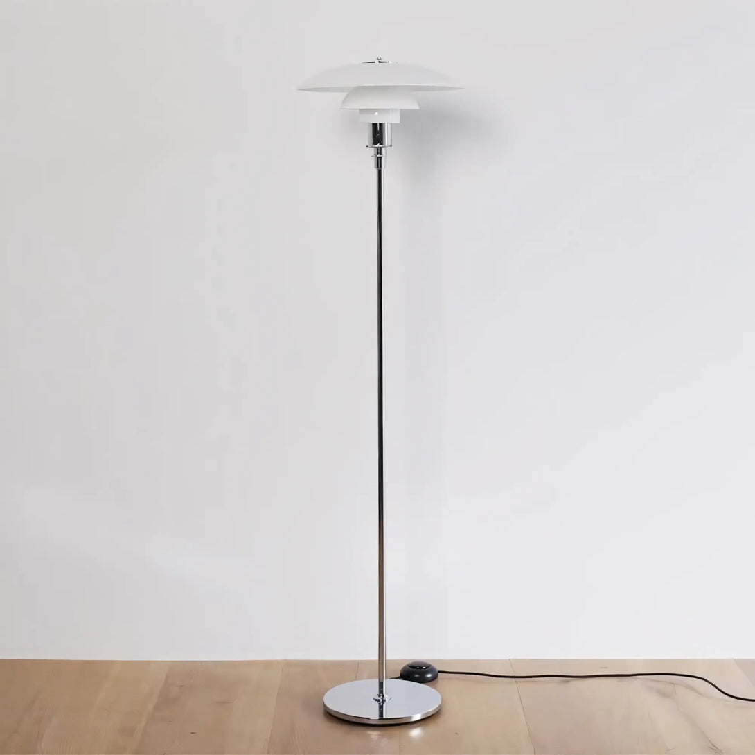Luminária de piso com difusor de vidro jateado
