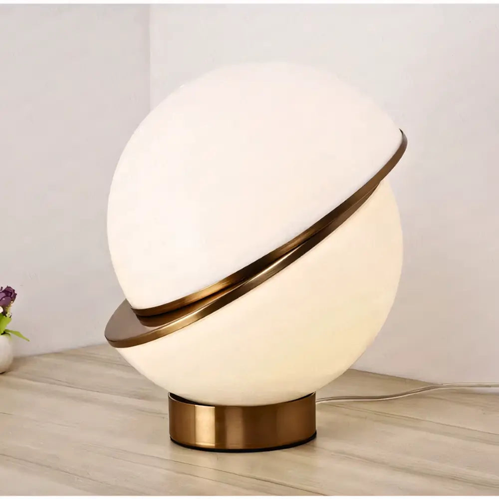 Luminária de Mesa Abajur Globo Dourada Minimalista Radiant