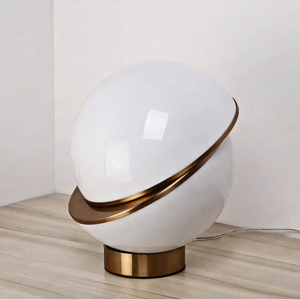 Luminária de Mesa Abajur Globo Dourada Minimalista Radiant