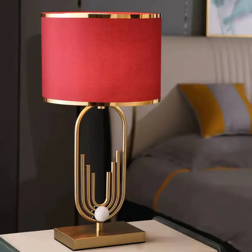 Luminária de Mesa Abajur Grande Moderno Minimalista Base Dourada Radiant vermelho
