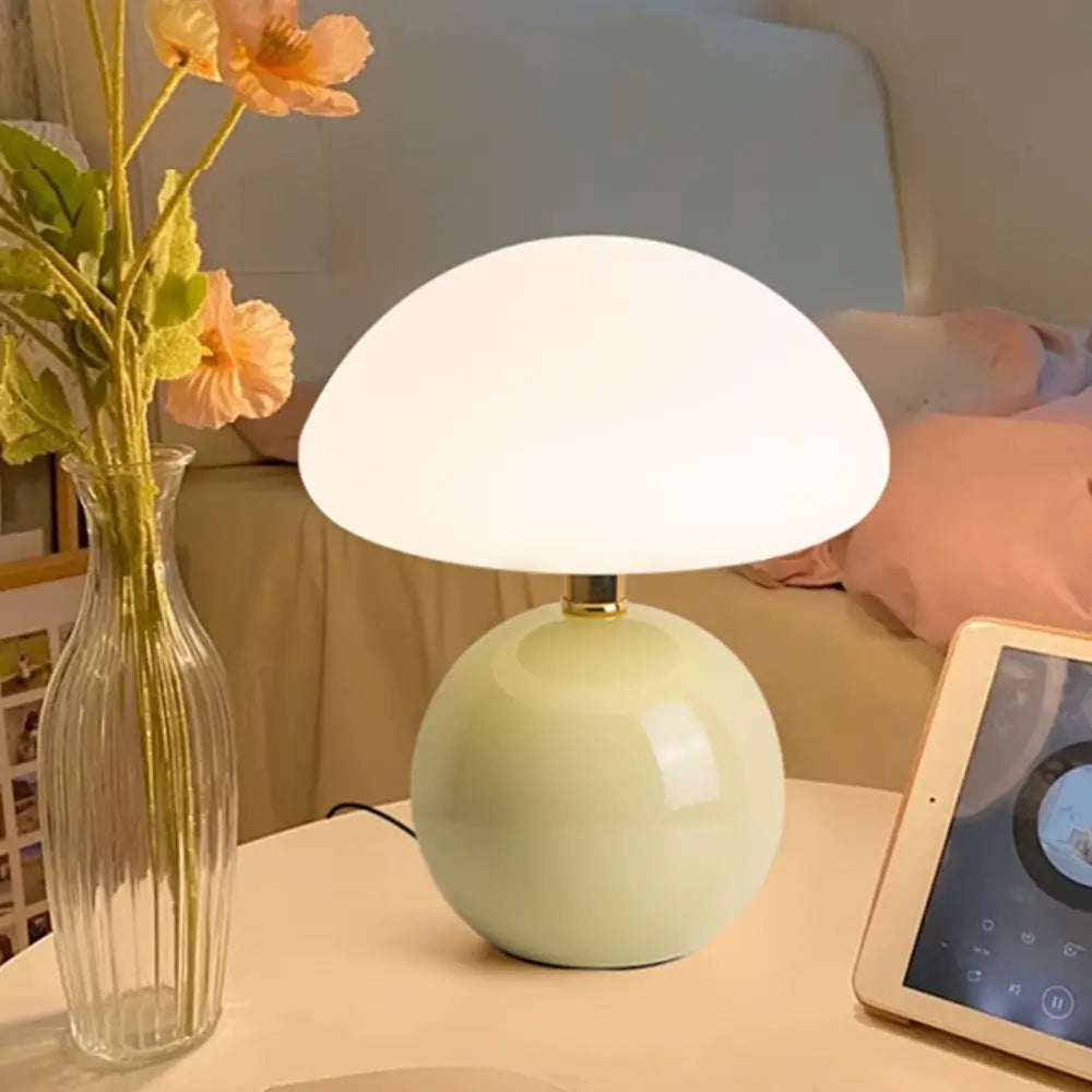 abajur cogumelo moderno, luminária de mesa LED, abajur de mesa decorativo, luminária acrílica colorida, luminária moderna para quarto, abajur rosa LED, luminária branca moderna, iluminação design, abajur contemporâneo, luminária minimalista