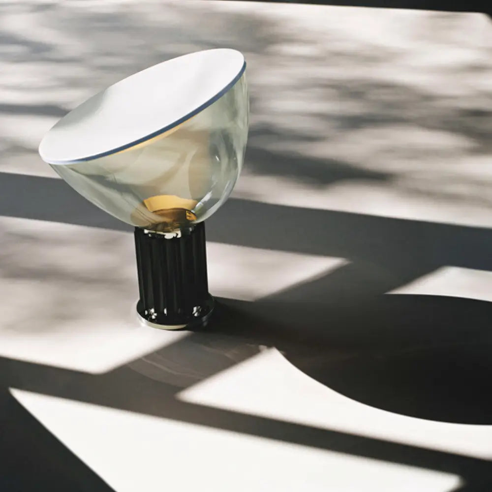 Luminaria de Mesa Abajur Moderno Minimalista Taccia