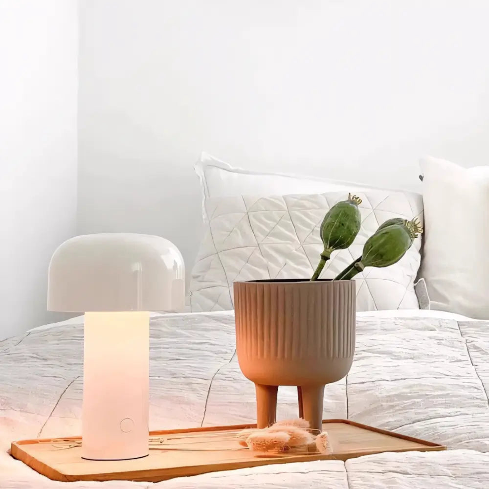 Luminária de Mesa Abajur Touch Moderno Minimalista Bellhop Branco
