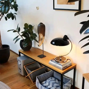 Luminária de mesa leitura retrô Danish E27 — luz 3000K direcionada para livro, quarto sem iluminação dispersa
