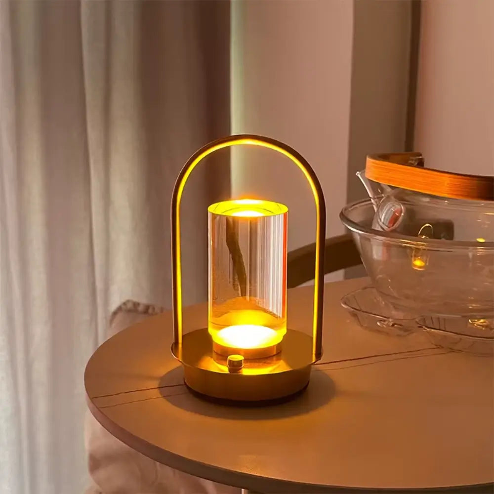 luminária de mesa sem fio, luminária touch recarregável, luminária led metálica, luminária portátil dourada, luminária prata moderna, abajur sem fio elegante, luminária europeia decorativa, luminária usb compacta, luminária minimalista de alumínio, luminária com 3 tons de luz, luminária mesa design sofisticado