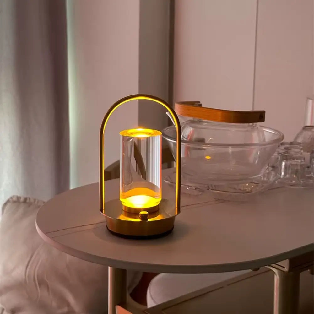 luminária de mesa sem fio, luminária touch recarregável, luminária led metálica, luminária portátil dourada, luminária prata moderna, abajur sem fio elegante, luminária europeia decorativa, luminária usb compacta, luminária minimalista de alumínio, luminária com 3 tons de luz, luminária mesa design sofisticado
