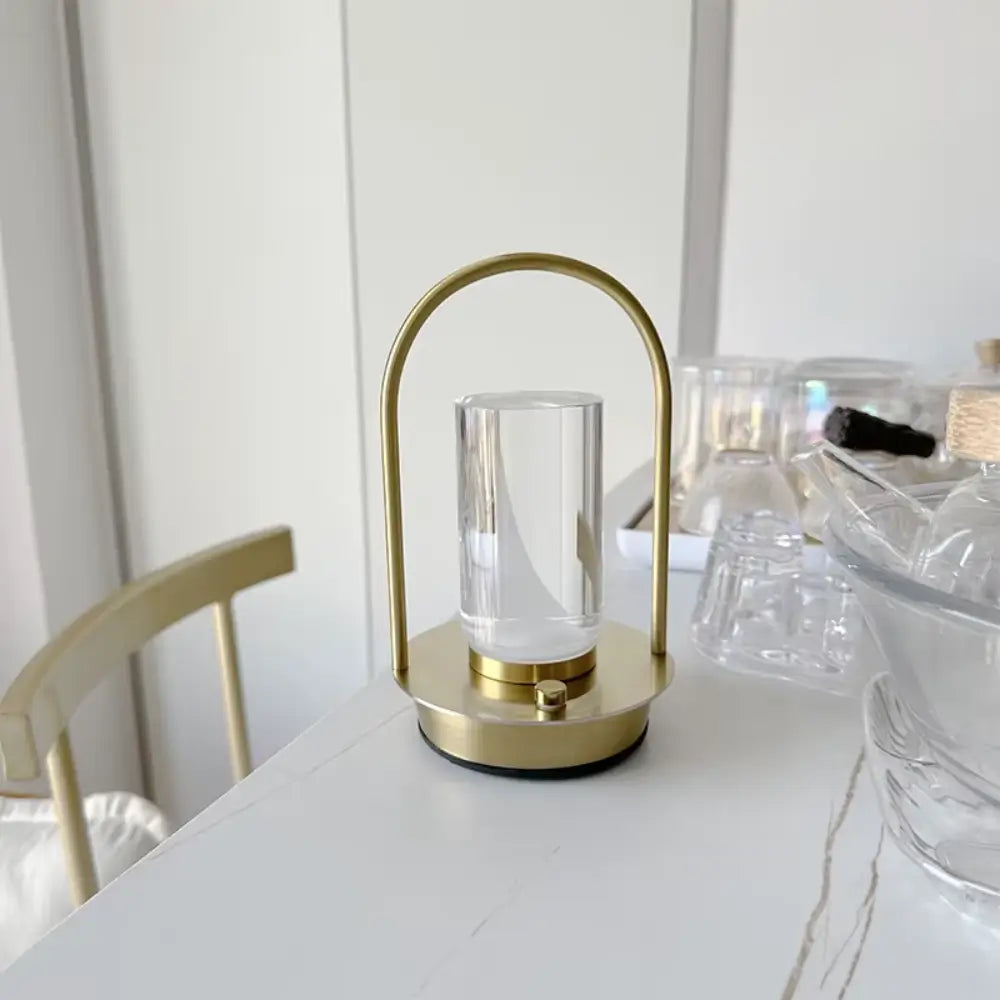 luminária de mesa sem fio, luminária touch recarregável, luminária led metálica, luminária portátil dourada, luminária prata moderna, abajur sem fio elegante, luminária europeia decorativa, luminária usb compacta, luminária minimalista de alumínio, luminária com 3 tons de luz, luminária mesa design sofisticado