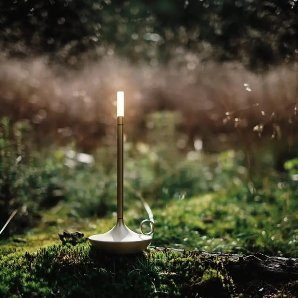 luminária de mesa led, luminária portátil sem fio, abajur sem fio recarregável, luminária recarregável mesa posta, luz decorativa jantar, luminária de toque dimerizável, abajur metálico elegante, luminária minimalista wick, luminária estilo vela moderna, luminária wick, luminária de mesa wick, luminária portátil wick