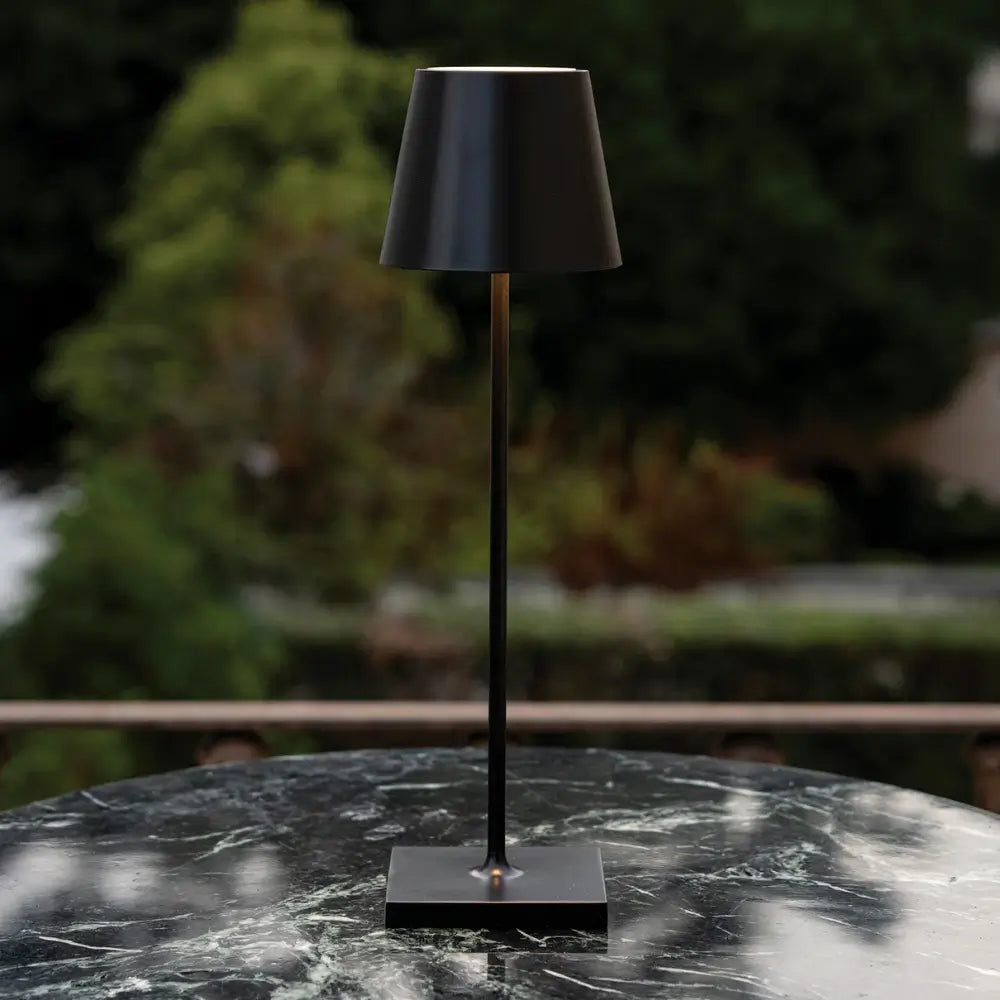 Luminaria de Mesa Sem Fio Recarregavel Poldina Pro