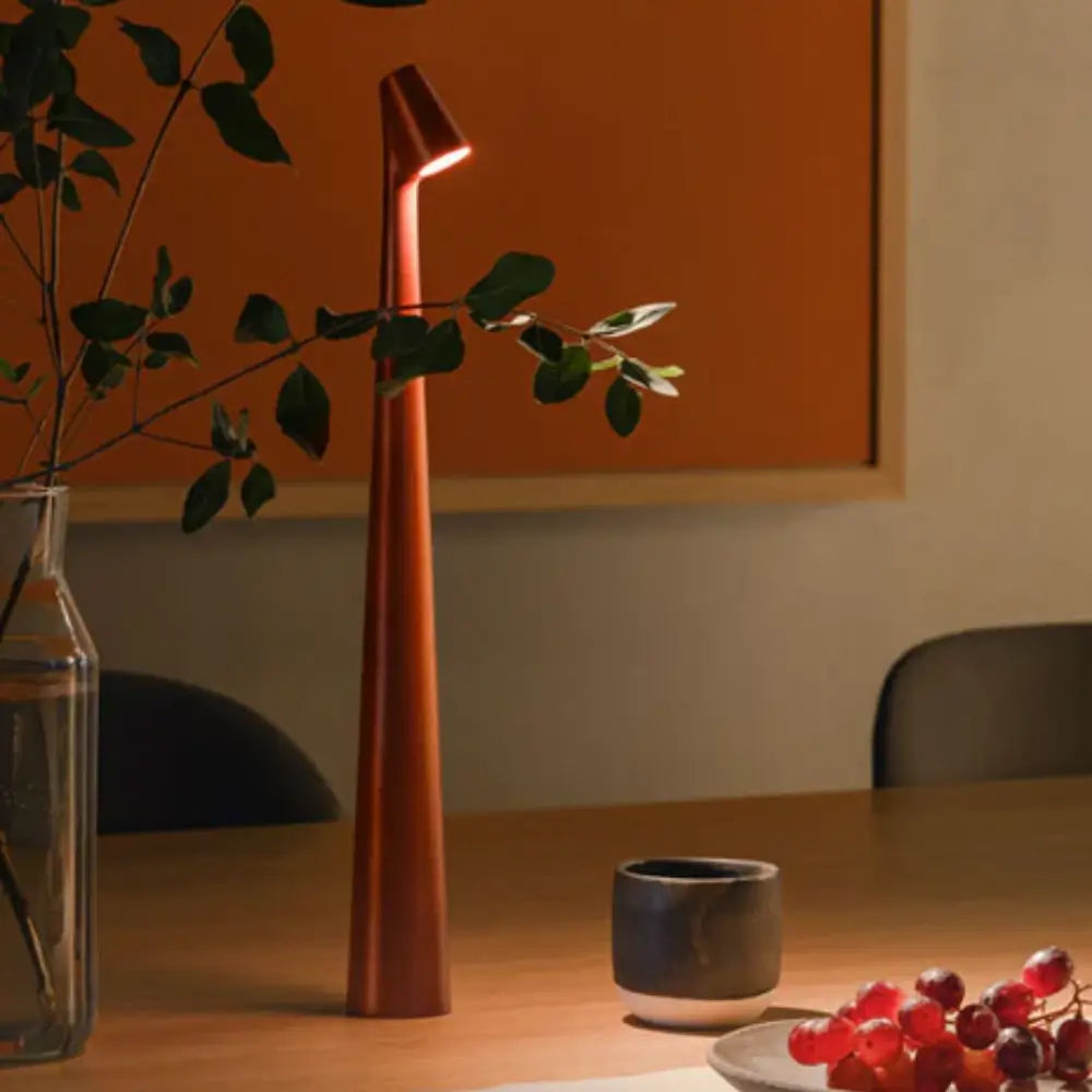 luminária de mesa sem fio, luminária recarregável usb, luminária com toque, luminária minimalista moderna, luminária portátil para leitura, abajur moderno para cabeceira, luminária decorativa design, luminária sem fio para camping, luminária funcional elegante, luminária portátil africa, luminária africa