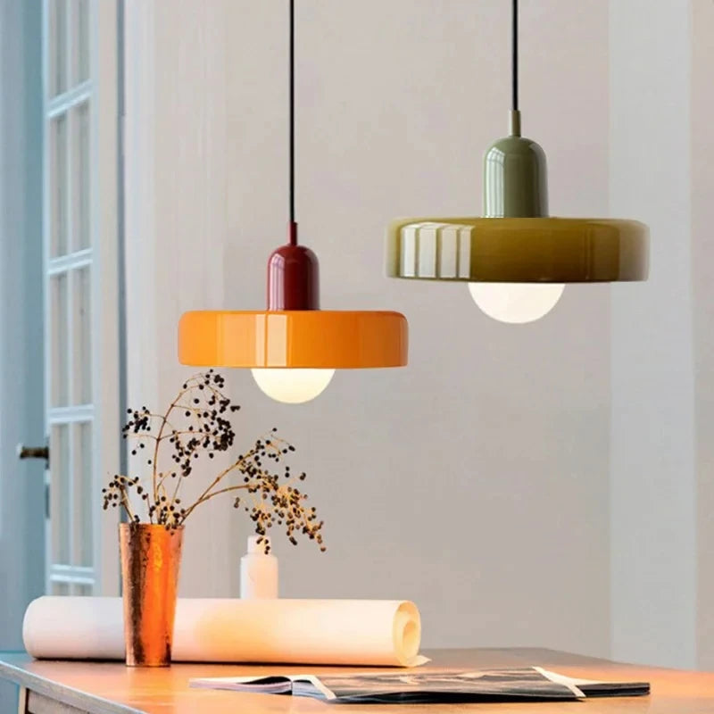 lustre vidro, 
Lustre preto, 
lustre pendente vidro, 
lustre moderno, 
lustre minimalista, 
lustre fumê, 
lustre cristal,
lustre para cozinha,
lustre para sala de estar,
lustre de teto, 