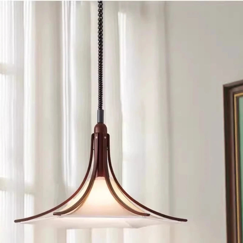 lustre vidro, 
Lustre preto, 
lustre pendente vidro, 
lustre moderno, 
lustre minimalista, 
lustre fumê, 
lustre cristal,
lustre para cozinha,
lustre para sala de estar,
lustre de teto, 