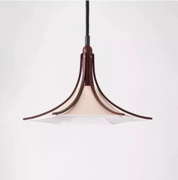 lustre vidro, 
Lustre preto, 
lustre pendente vidro, 
lustre moderno, 
lustre minimalista, 
lustre fumê, 
lustre cristal,
lustre para cozinha,
lustre para sala de estar,
lustre de teto, 