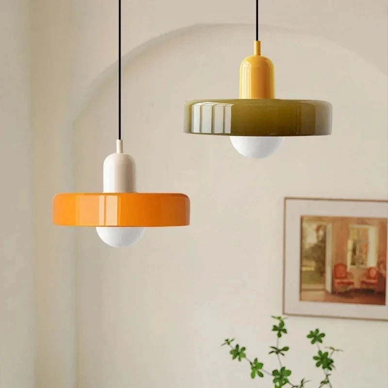 lustre vidro, 
Lustre preto, 
lustre pendente vidro, 
lustre moderno, 
lustre minimalista, 
lustre fumê, 
lustre cristal,
lustre para cozinha,
lustre para sala de estar,
lustre de teto, 