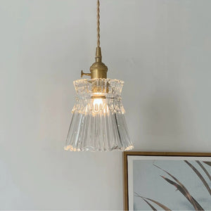 lustre vidro, 
Lustre preto, 
lustre pendente vidro, 
lustre moderno, 
lustre minimalista, 
lustre fumê, 
lustre cristal,
lustre para cozinha,
lustre para sala de estar,
lustre de teto, 