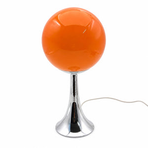 Abajur Globo de Vidro LED USB Laranja Kora em fundo branco