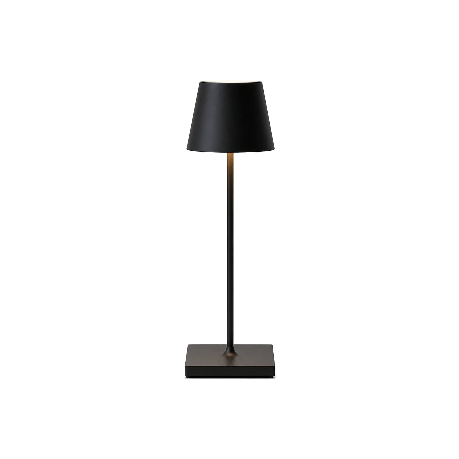 Luminária de Mesa Preta Bateria 24h LED Alta Performance em fundo branco