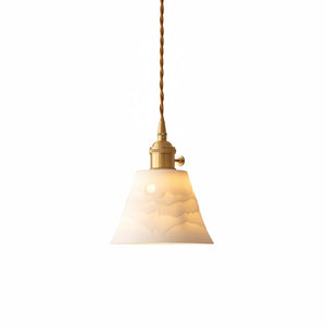 Luminária Pendente de Cerâmica Japonesa Sumi em fundo branco com cúpula em relevo