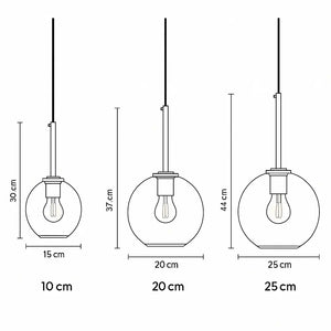 Medidas do pendente globo âmbar dourado em três tamanhos (15cm, 20cm e 25cm), com desenho técnico arquitetônico.